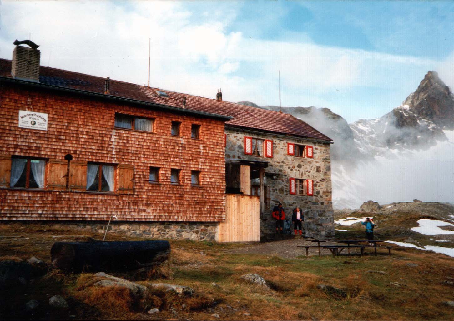 Niederelbehütte mountain hut